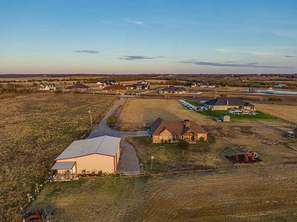 4 Acres of Residential Land with Home for Sale in Midlothian, Texas