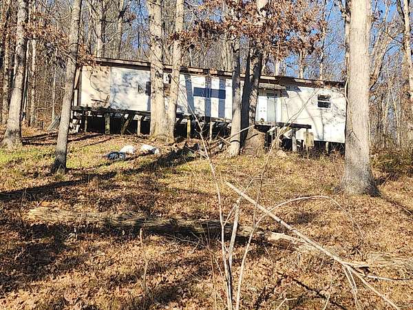 7.5 Acres of Residential Land with Home for Sale in Wellston, Ohio