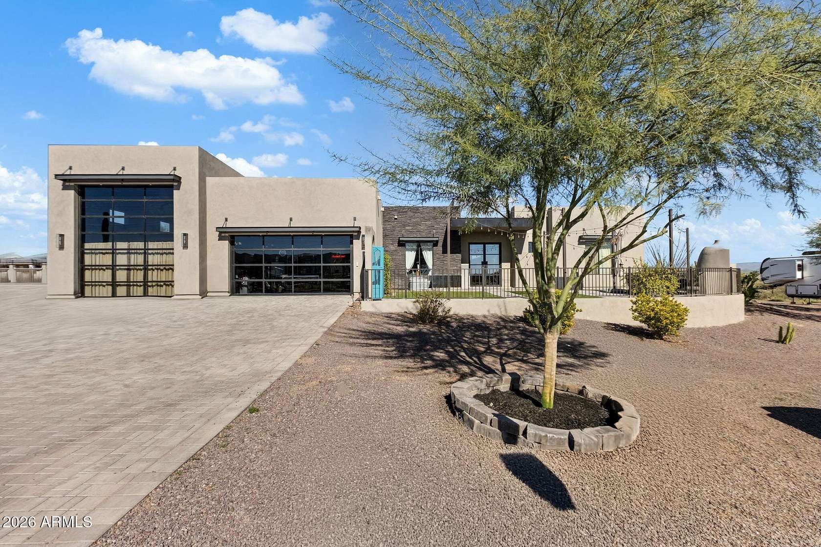 1.68 Acres of Land with Home for Sale in Scottsdale, Arizona