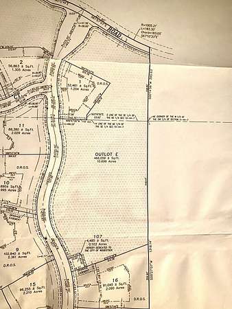 1.2 Acres of Residential Land for Sale in Woodstock, Illinois