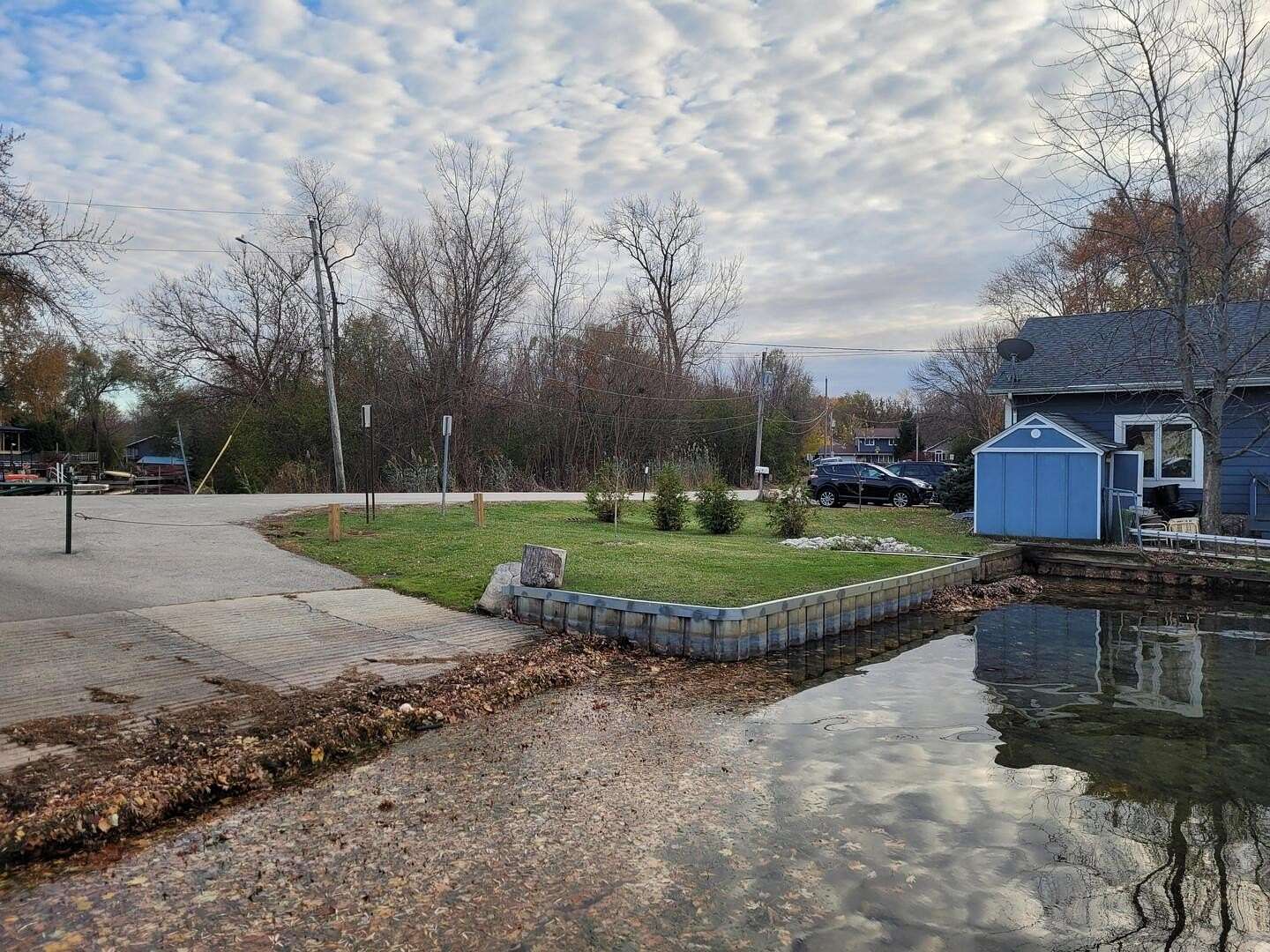 Residential Land for Sale in Grayslake, Illinois