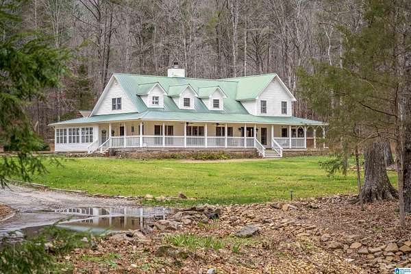 4.19 Acres of Residential Land with Home for Sale in Steele, Alabama