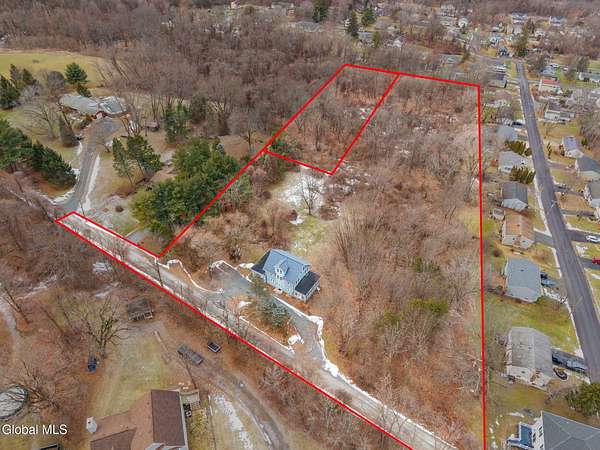 5.4 Acres of Residential Land with Home for Sale in Rensselaer, New York