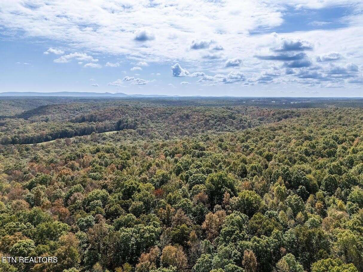 353 Acres of Recreational & Residential Land for Sale in Crossville, Tennessee