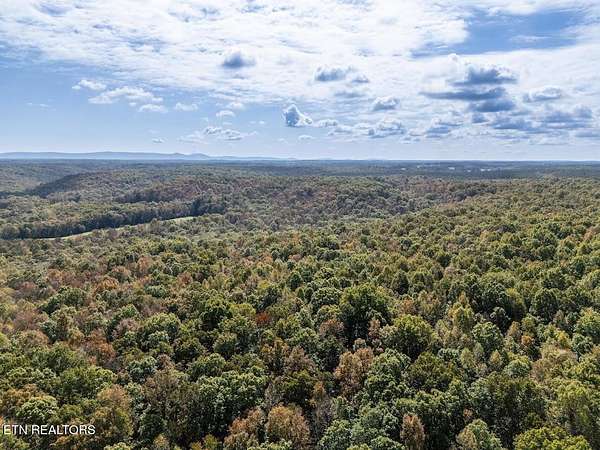 453 Acres of Recreational Land for Sale in Crossville, Tennessee