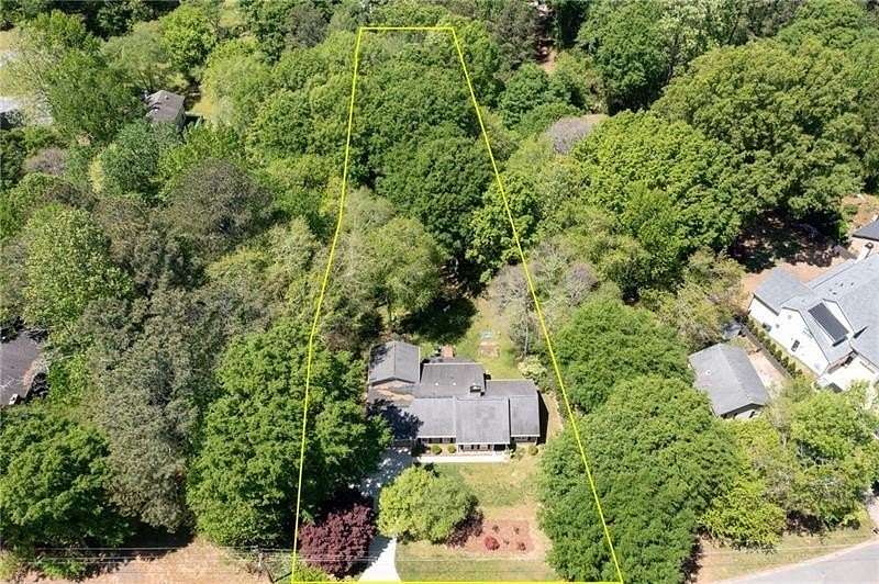 0.82 Acres of Residential Land for Sale in Alpharetta, Georgia