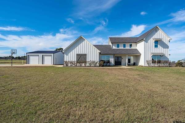 5 Acres of Land with Home for Sale in Bullard, Texas