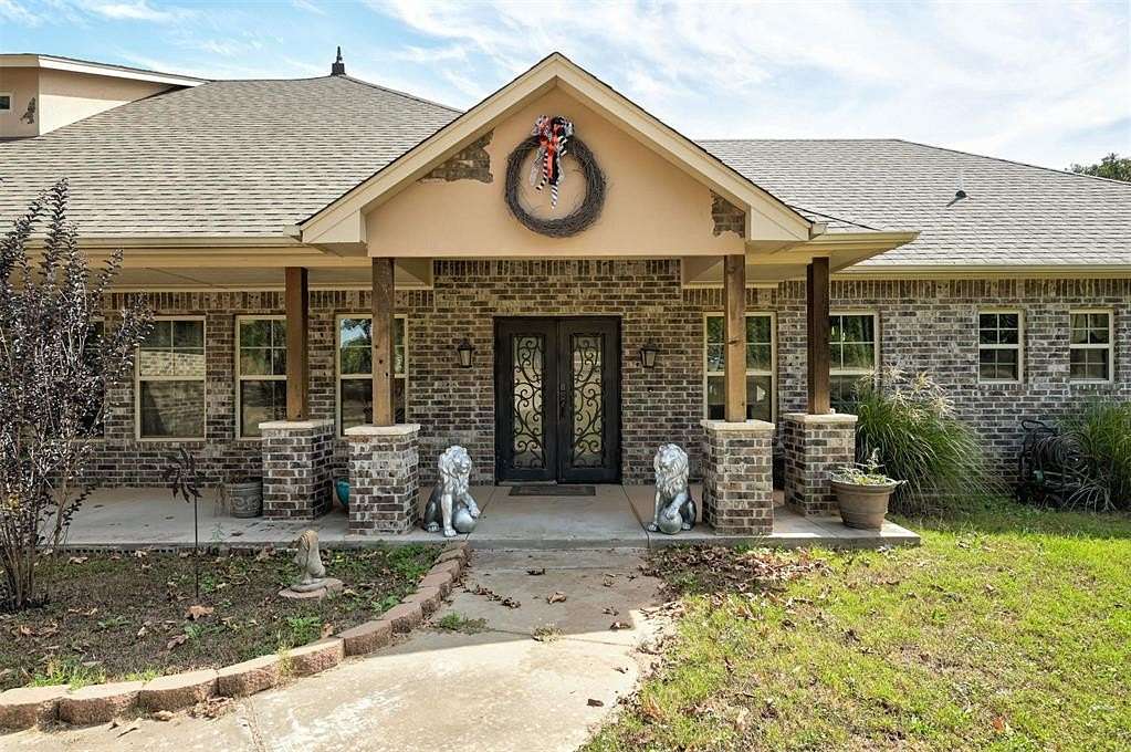 2.5 Acres of Land with Home for Sale in Luther, Oklahoma