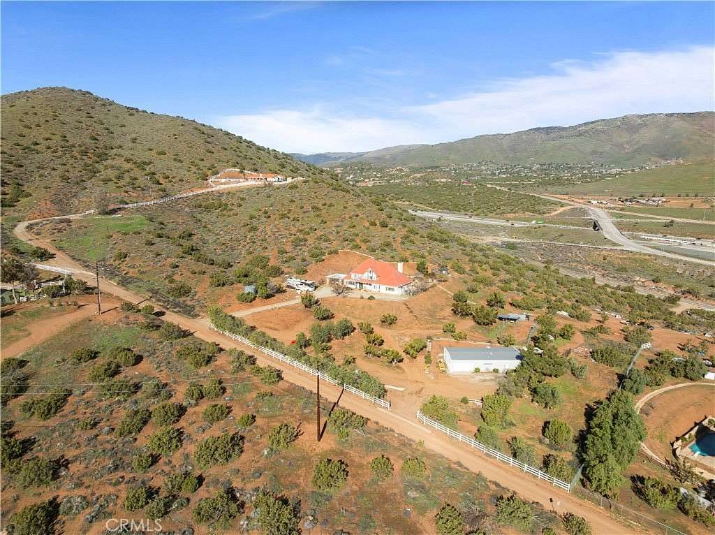 7.49 Acres of Residential Land with Home for Sale in Acton, California