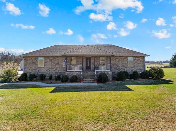 3.54 Acres of Residential Land with Home for Sale in Decherd, Tennessee