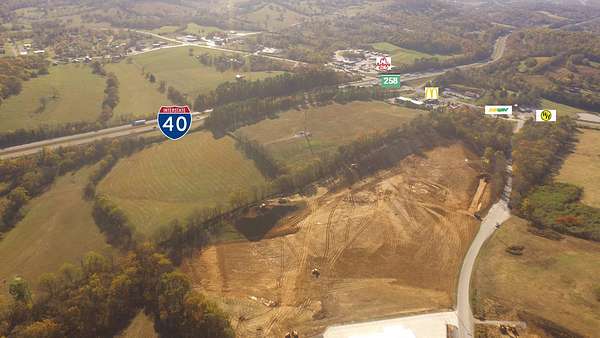 5 Acres of Commercial Land for Sale in Gordonsville, Tennessee