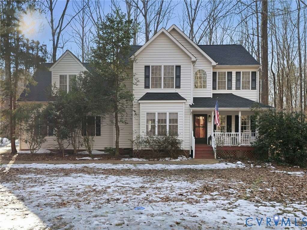 10.3 Acres of Land with Home for Sale in Mechanicsville, Virginia