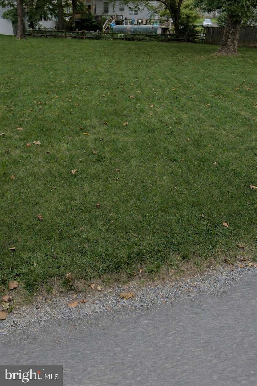 0.25 Acres of Residential Land for Sale in Lusby, Maryland