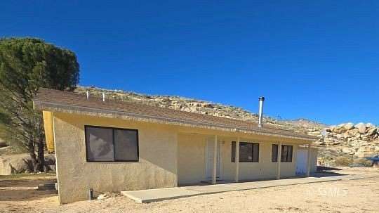 40 Acres of Recreational Land with Home for Sale in Onyx, California