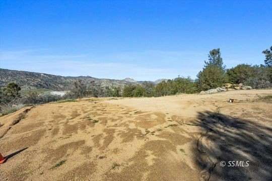 2.5 Acres of Residential Land for Sale in Lake Isabella, California