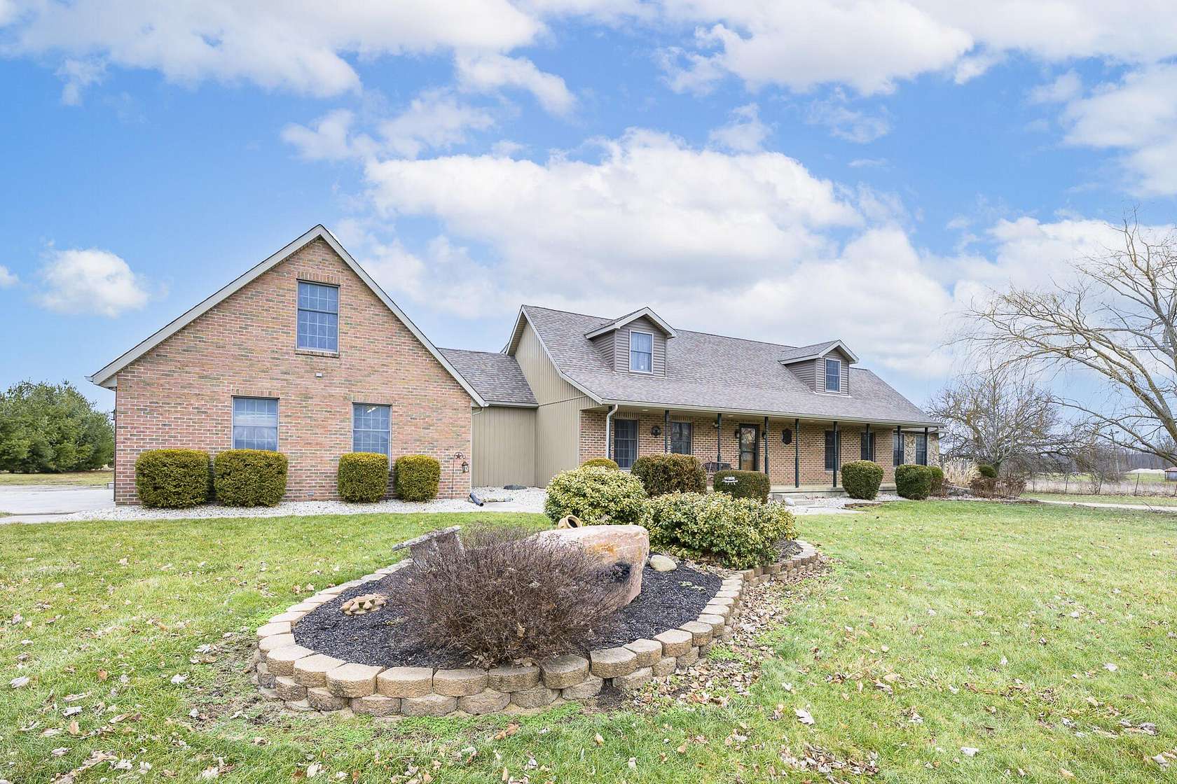 17 Acres of Land with Home for Sale in Waynesfield, Ohio