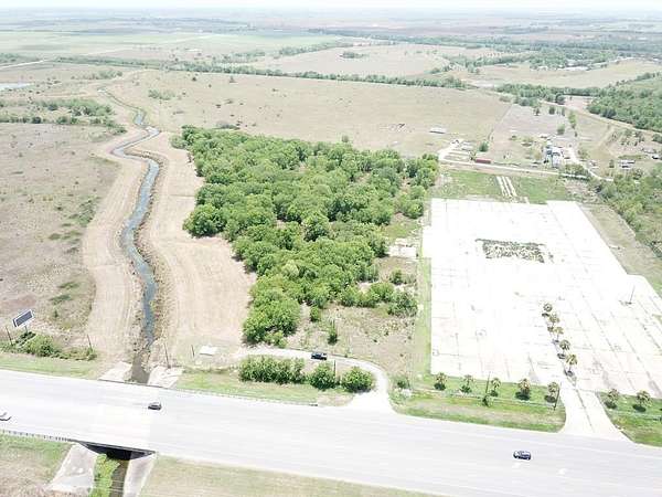 12.9 Acres of Improved Mixed-Use Land for Sale in Bay City, Texas
