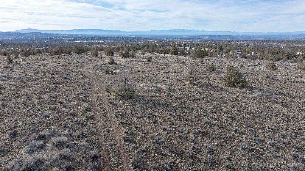 5 Acres of Residential Land for Sale in Prineville, Oregon