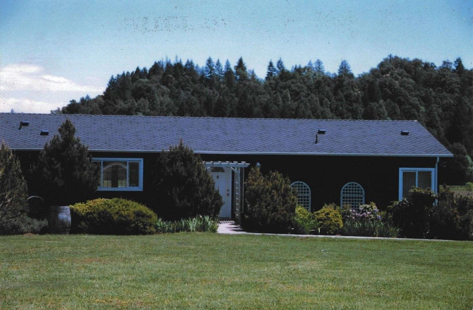 10 Acres of Land with Home for Sale in Laytonville, California