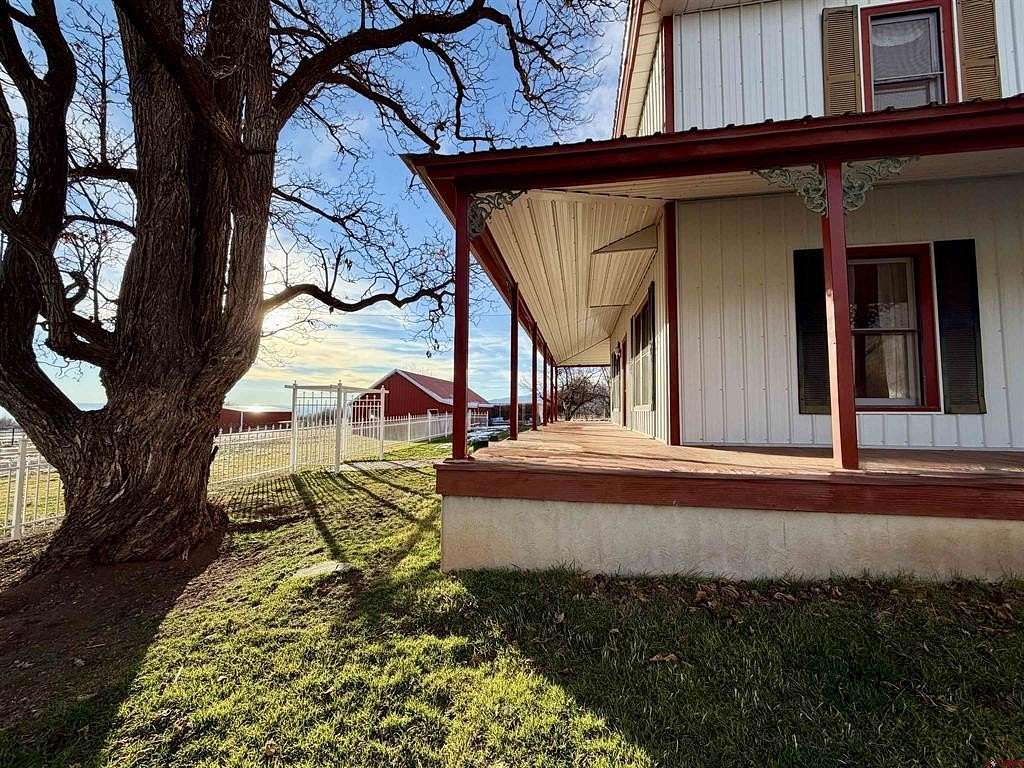 11.2 Acres of Land with Home for Sale in Cedaredge, Colorado