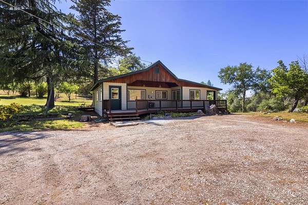 4.89 Acres of Residential Land with Home for Sale in Columbia, California