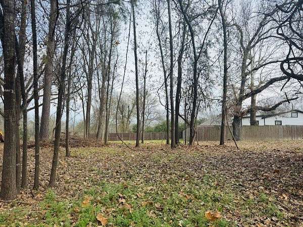 0.36 Acres of Residential Land for Sale in Athens, Texas