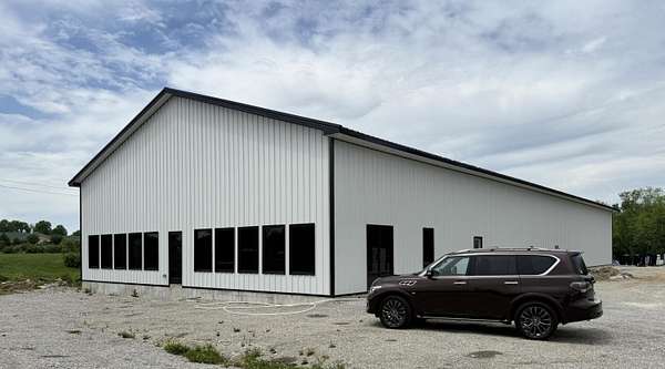 1.69 Acres of Improved Commercial Land for Sale in Versailles, Kentucky