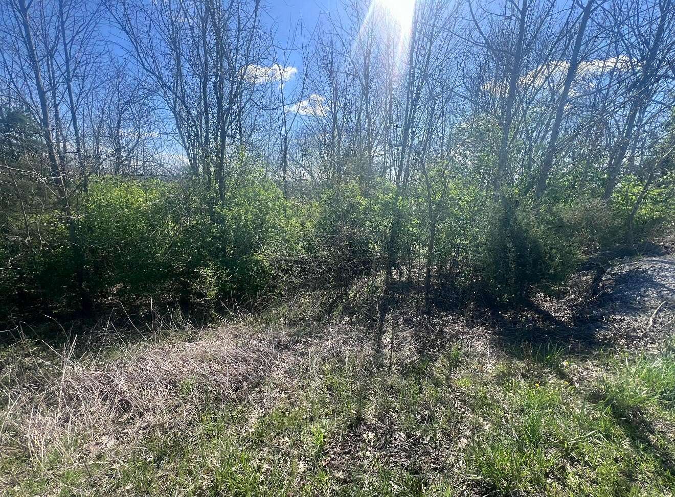 0.95 Acres of Residential Land for Sale in Stanford, Kentucky