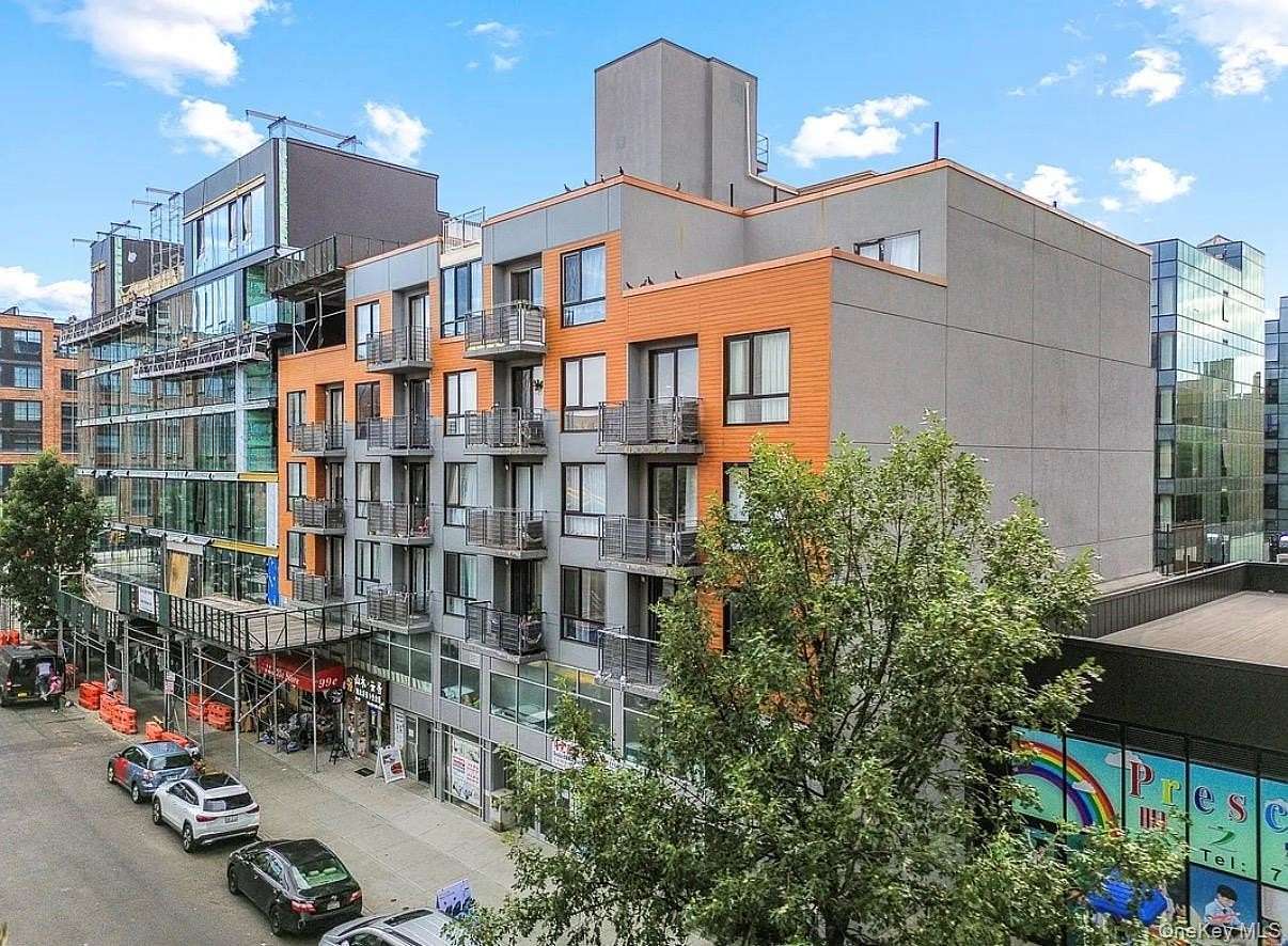 0.2 Acres of Residential Land for Sale in Flushing, New York