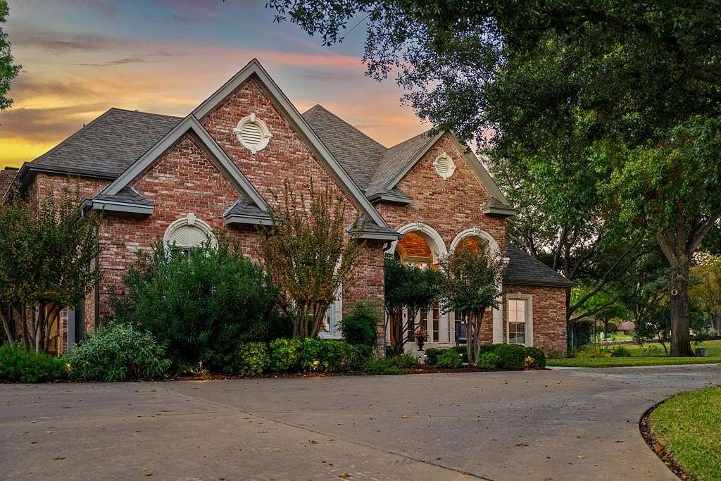 10 Acres of Residential Land with Home for Sale in San Saba, Texas