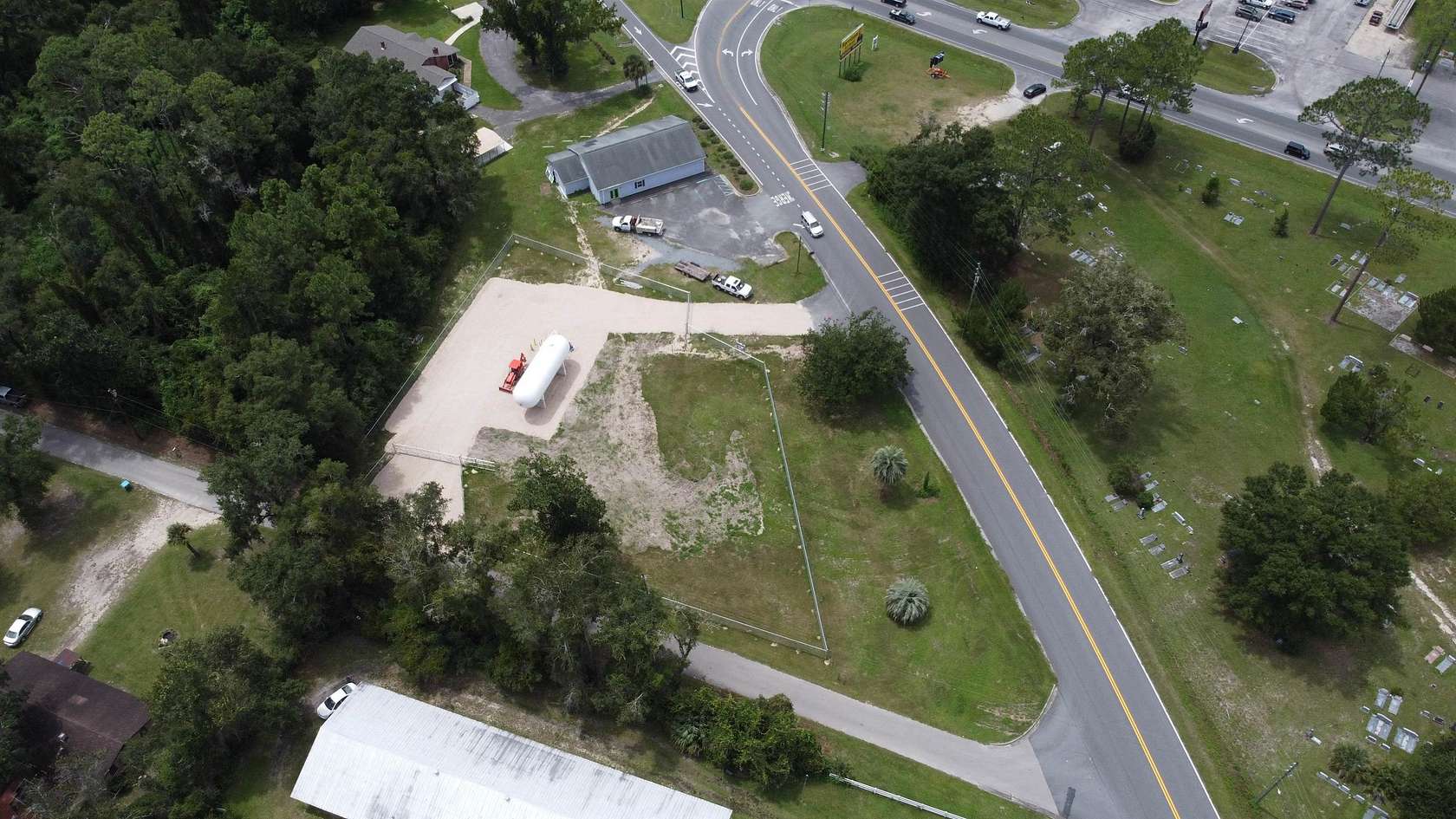 3.49 Acres of Improved Mixed-Use Land for Sale in Crawfordville, Florida