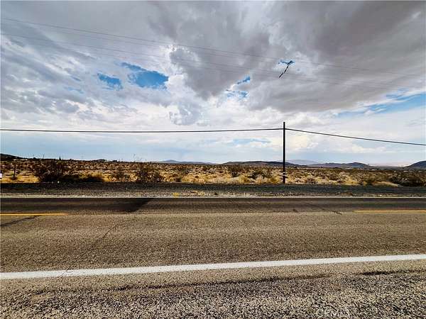 10 Acres of Land for Sale in Landers, California