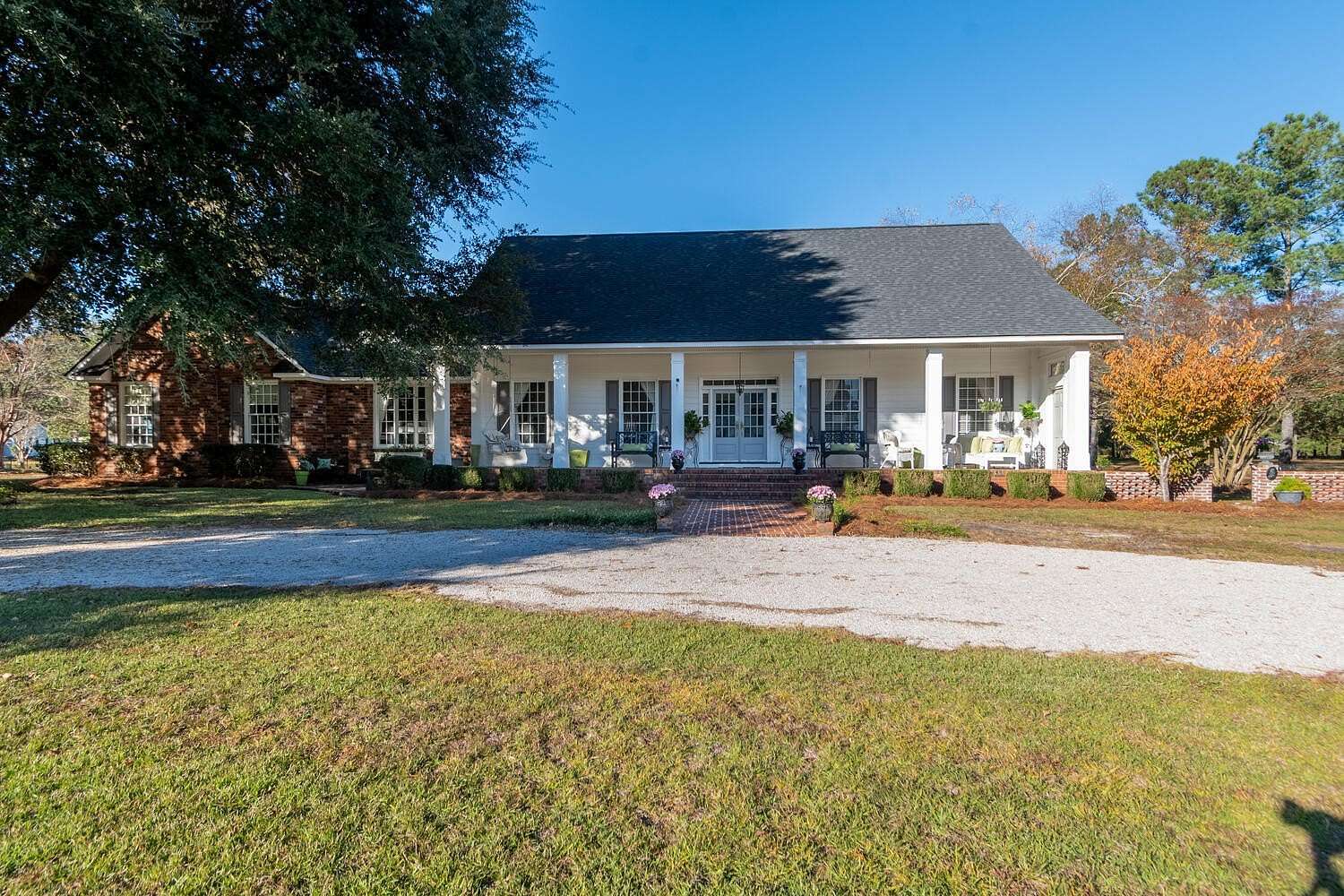 2.5 Acres of Residential Land with Home for Sale in Turbeville, South Carolina