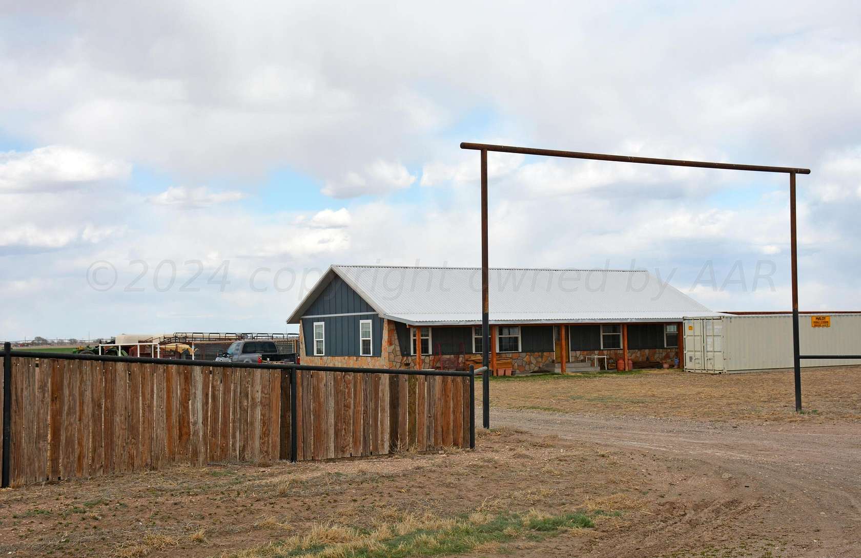160 Acres of Agricultural Land with Home for Sale in Muleshoe, Texas