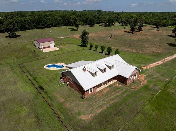 10 Acres of Land with Home for Sale in Paden, Oklahoma
