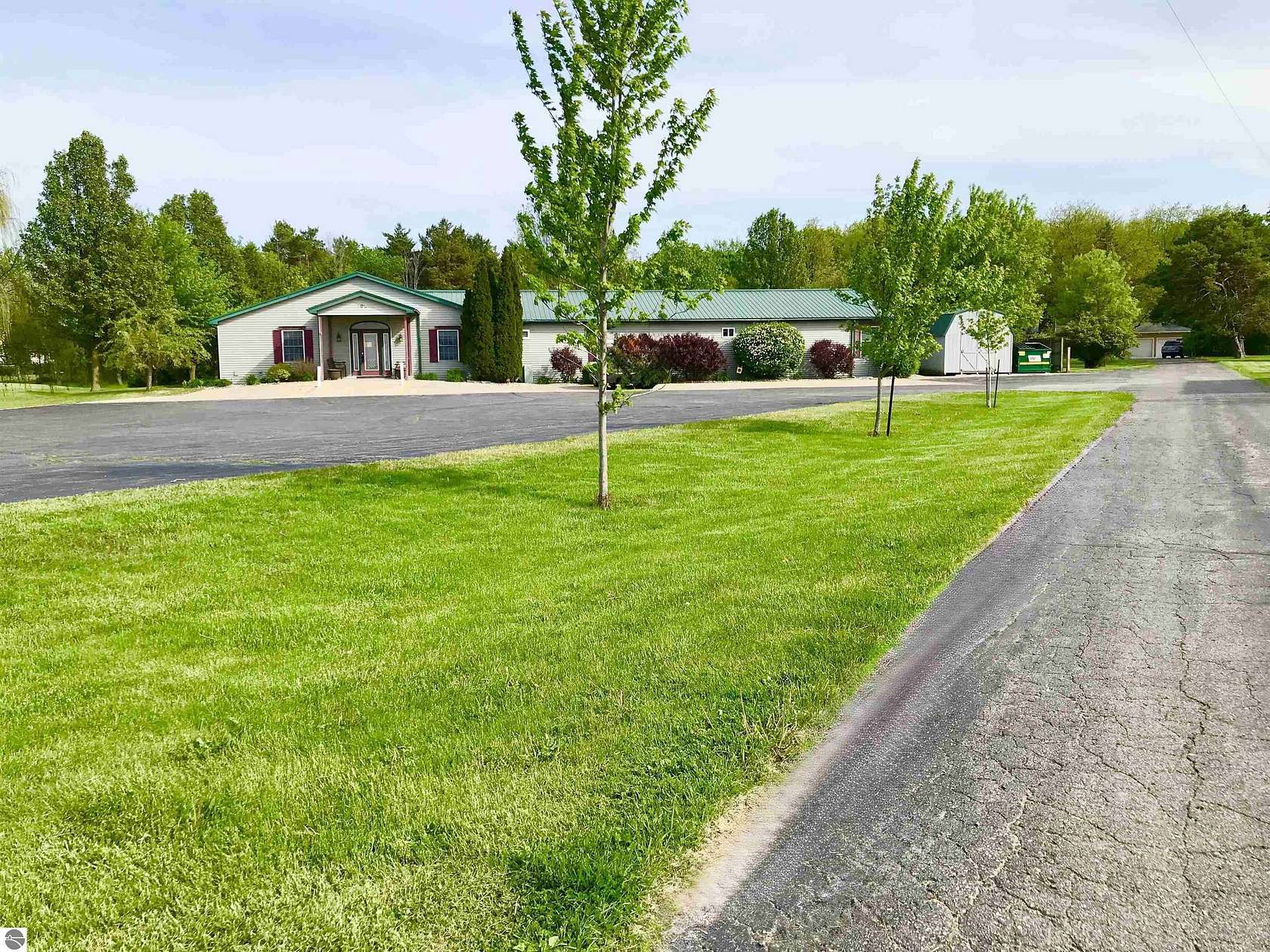 9.24 Acres of Improved Mixed-Use Land for Sale in Mount Pleasant, Michigan