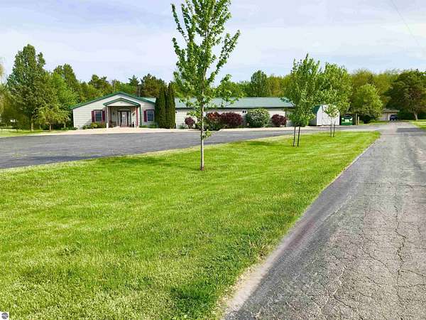9.24 Acres of Improved Mixed-Use Land for Sale in Mount Pleasant, Michigan