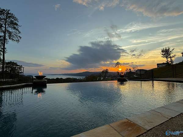 0.58 Acres of Residential Land for Sale in Guntersville, Alabama