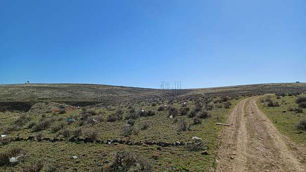 11.5 Acres of Land for Sale in Yakima, Washington