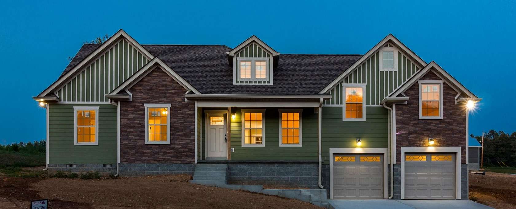 1.5 Acres of Residential Land with Home for Sale in Dickson, Tennessee