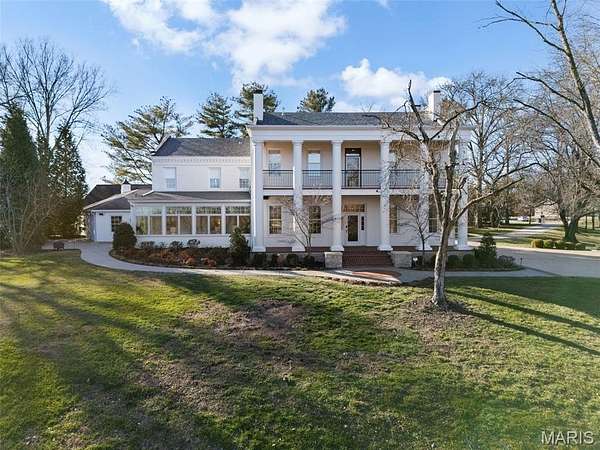 4 Acres of Residential Land with Home for Sale in Washington, Missouri