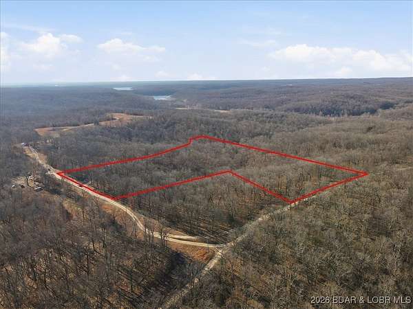 16 Acres of Recreational Land for Sale in Versailles, Missouri