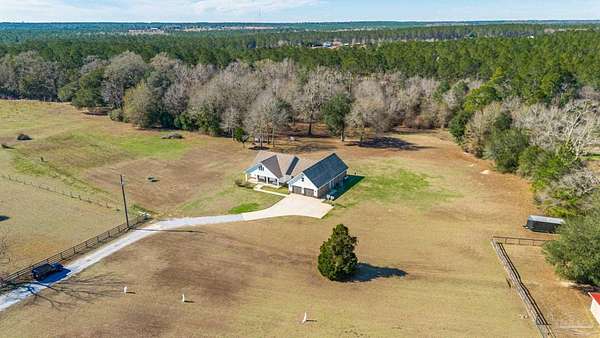 3 Acres of Residential Land with Home for Sale in Milton, Florida