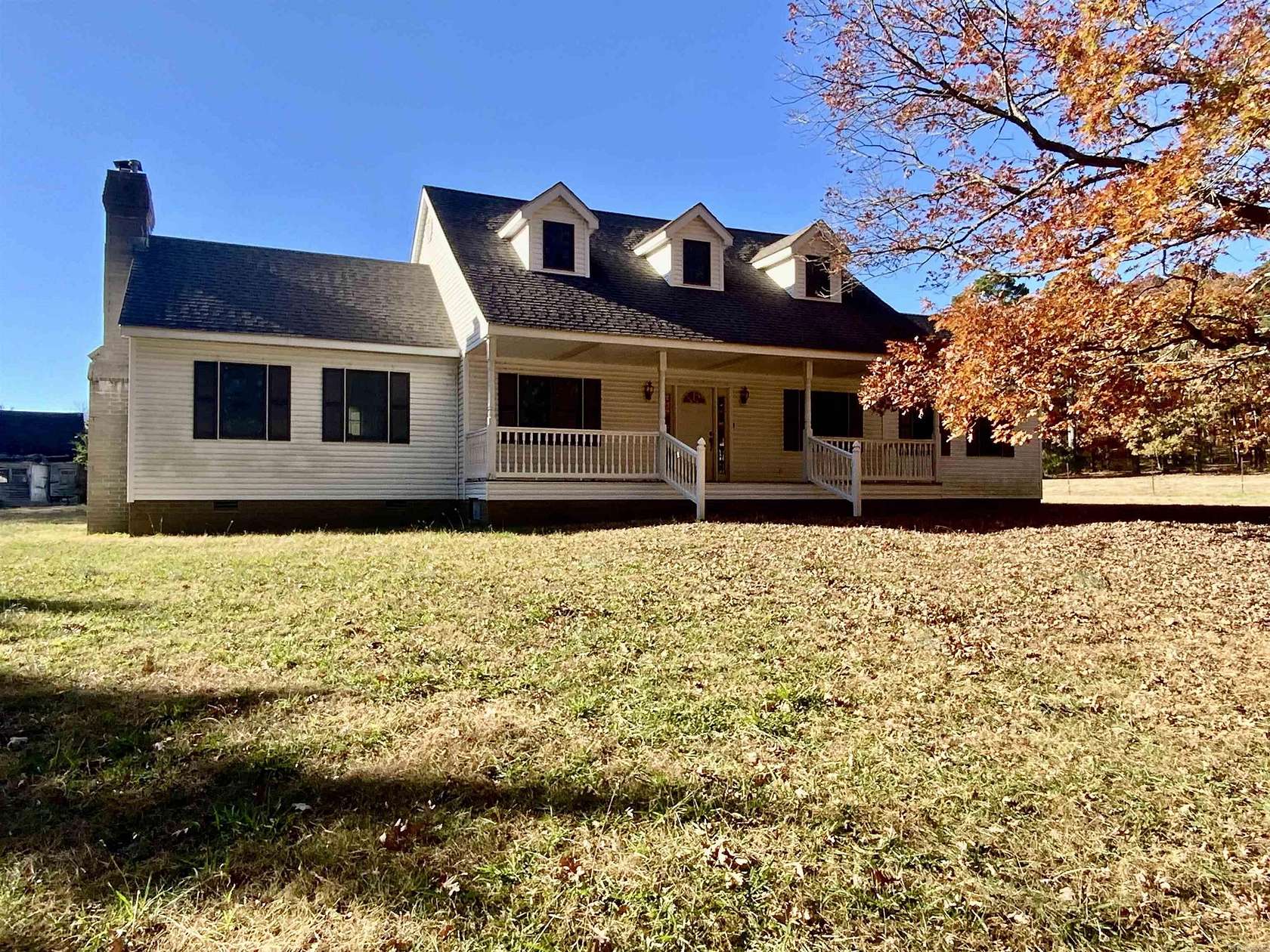 12 Acres of Land with Home for Sale in Tumbling Shoals, Arkansas