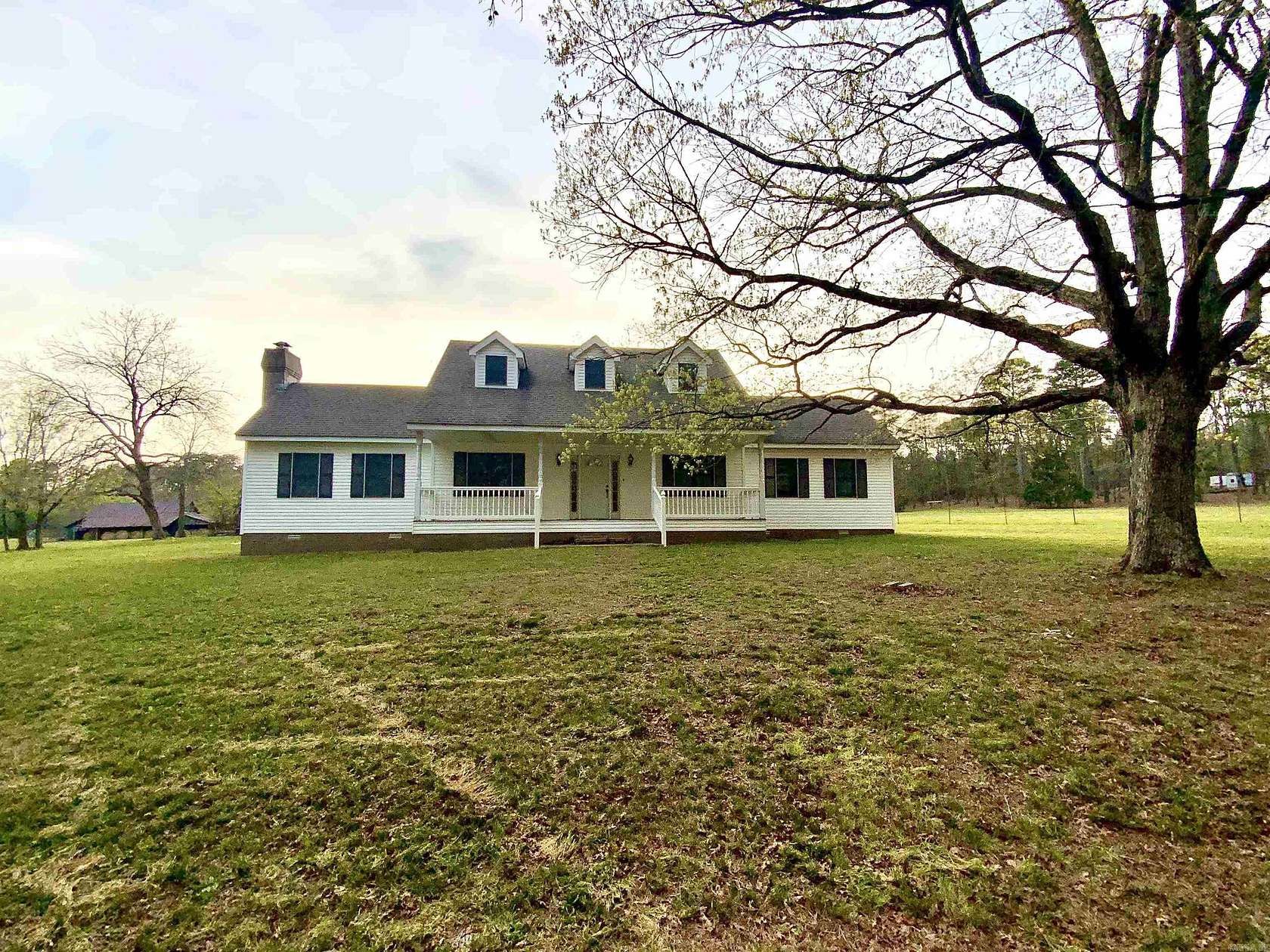 12 Acres of Land with Home for Sale in Tumbling Shoals, Arkansas