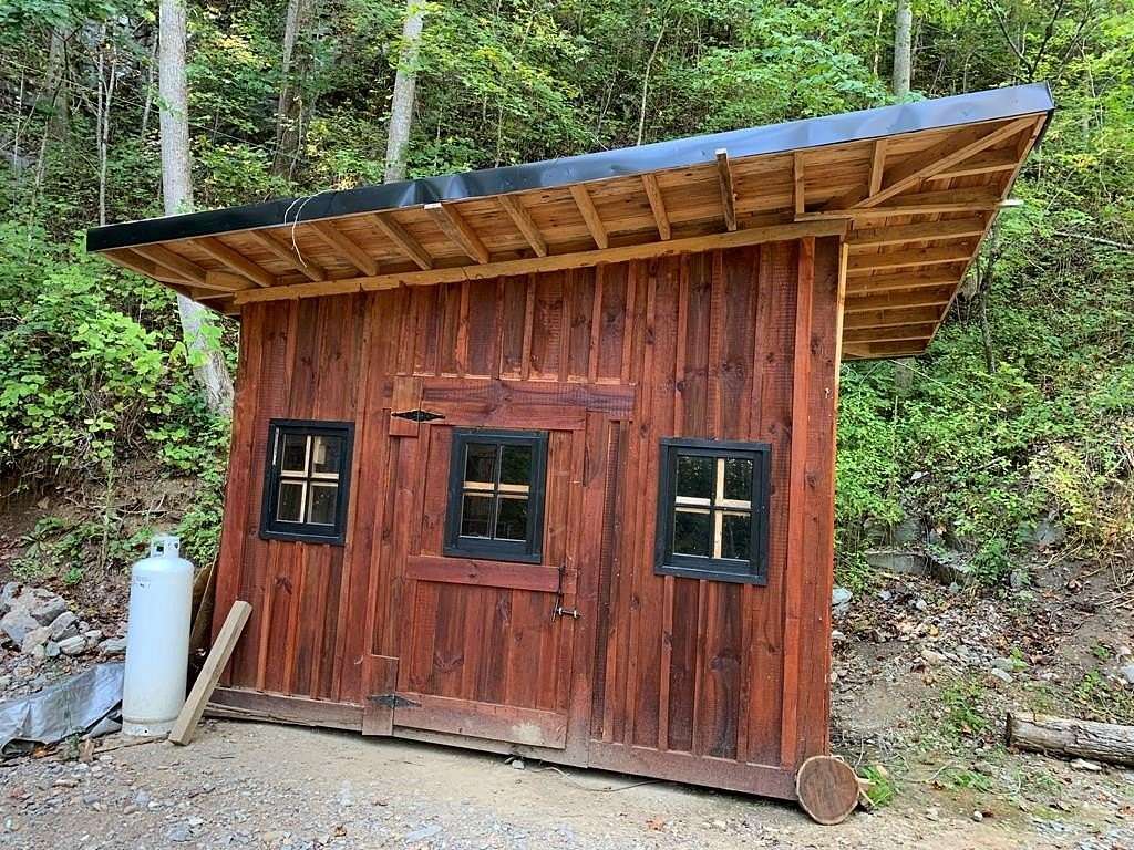 6.63 Acres of Residential Land for Sale in Wilder, Tennessee