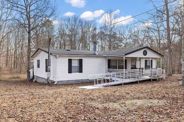 2 Acres of Residential Land with Home for Auction in Altamont, Tennessee