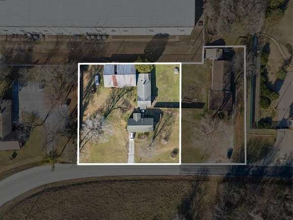 1 Acre of Commercial Land for Sale in Pineville, Missouri