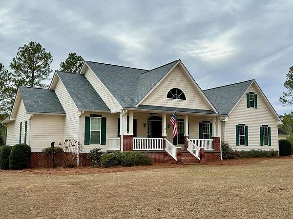 11.8 Acres of Land with Home for Sale in Tifton, Georgia