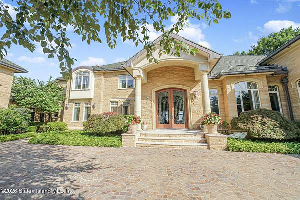 7.57 Acres of Residential Land with Home for Sale in Staten Island, New York